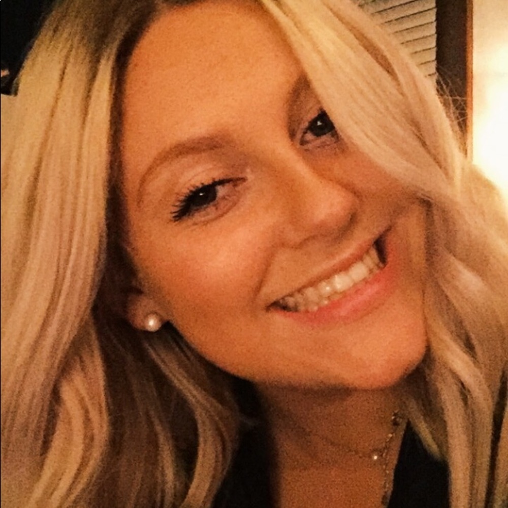 Meet your Posher, Emma